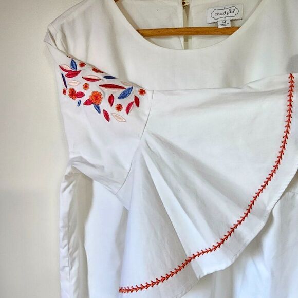 EUC MUDPIE WHITE EMBROIDERED BELL SLEEVES VINTAGE STYLE DRESS SIZE M - Picture 5 of 16